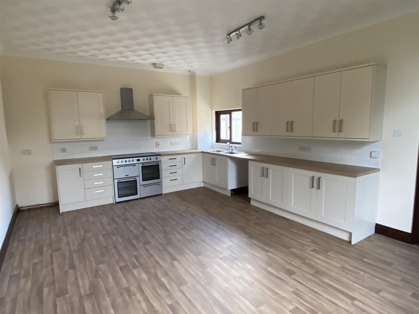 Mendlesham property photo